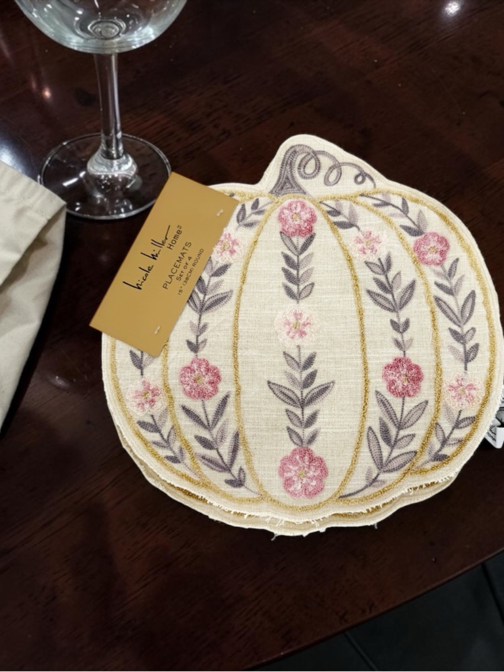 NWT Nicole Miller Set of 4 Pumpkin‎ Placemats Fall Thanksgiving Table Decor